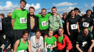 Läufer von hinten links Mathias Bohnhorst, Marco Juntorius, Frank Diedrich, Andreas Berges Tanja Vollmer, Sabine Westerheide, Luba Bender, Steffen Buchholz